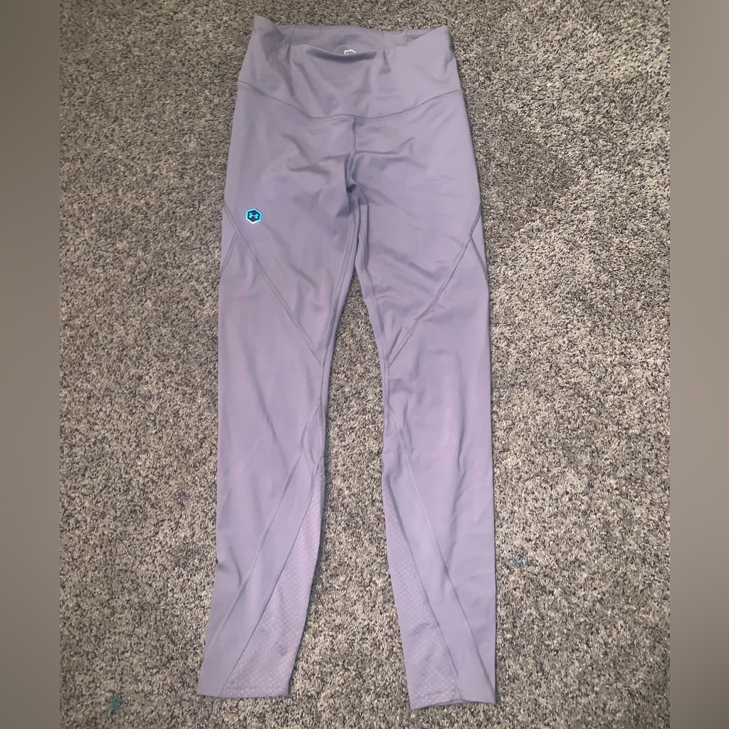 Under Armor Plum Women Leggings (Heatgear)